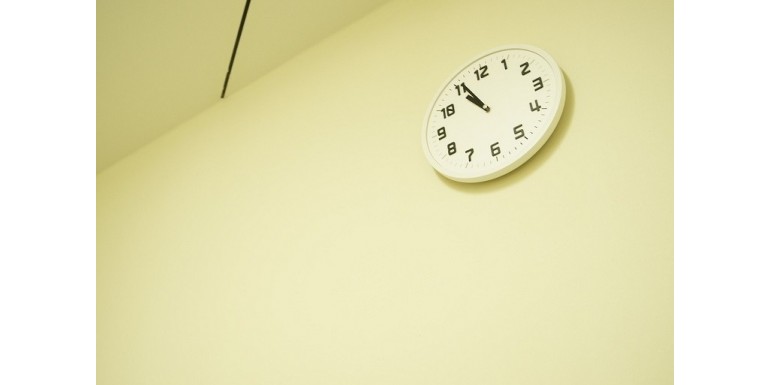5 zegarów ściennych nie tylko do biura