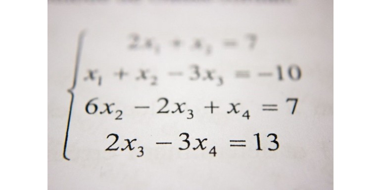 Lekcje matematyki – co przyda się w szkole i na studiach