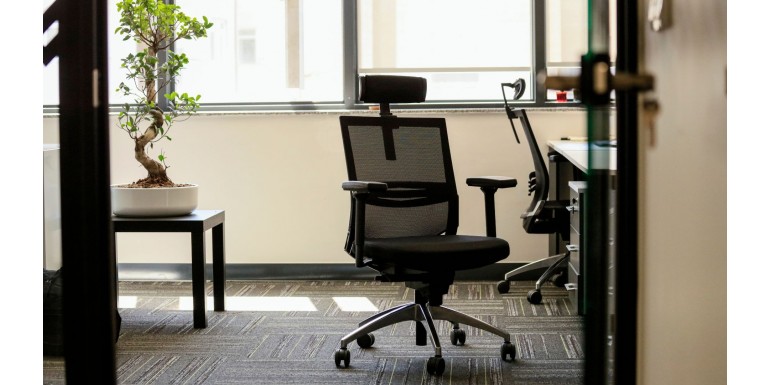 Ergonomiczny fotel do pracy – na co zwracać uwagę?
